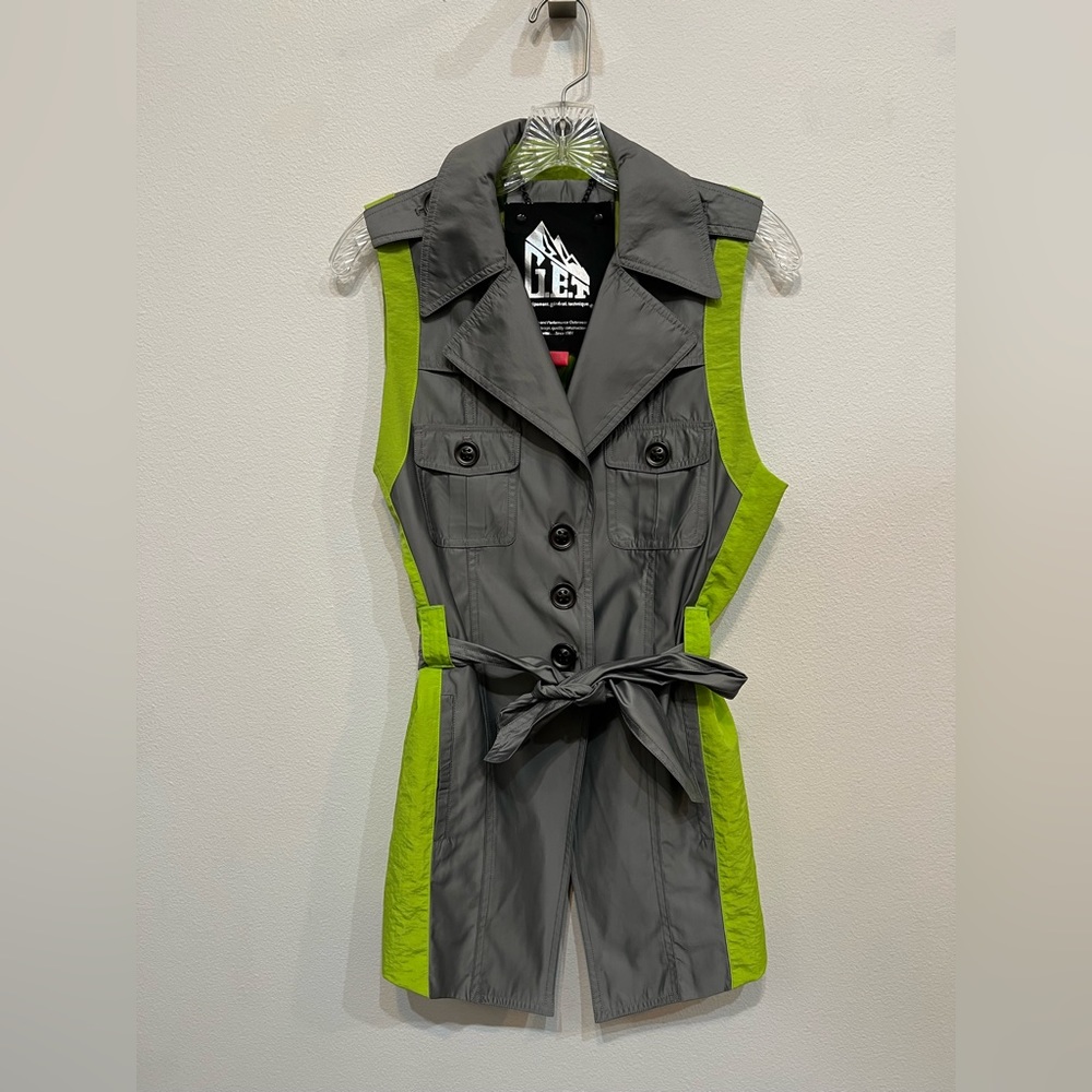 Grey and Green Shiny Vest by G.E.T., sz S